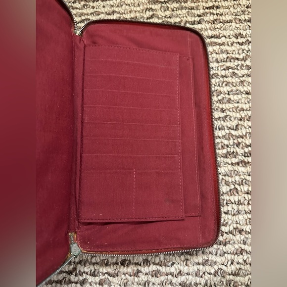 Hermes Paris Large Zippy Wallet - Picture 7 of 10